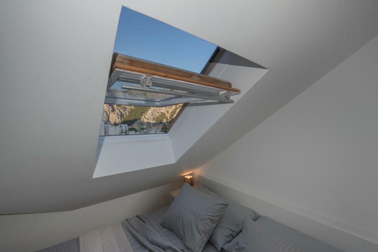The Roof - Luxury Apartment 奥米什 外观 照片