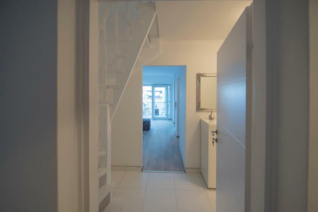 The Roof - Luxury Apartment 奥米什 外观 照片