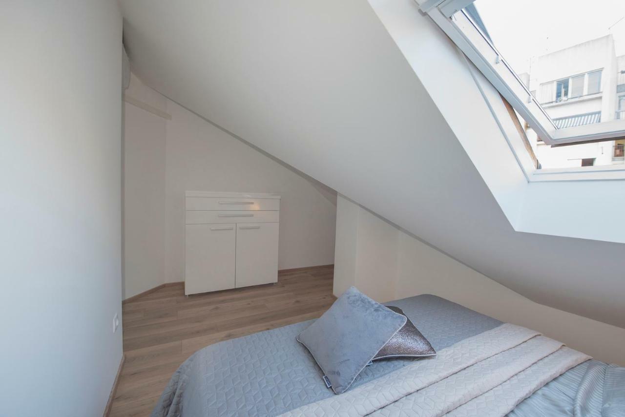 The Roof - Luxury Apartment 奥米什 外观 照片