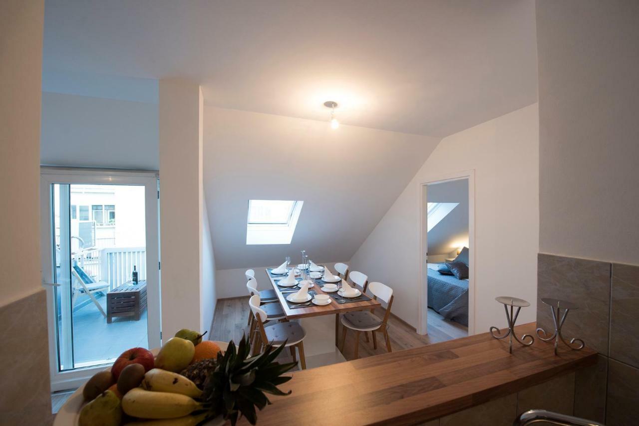 The Roof - Luxury Apartment 奥米什 外观 照片