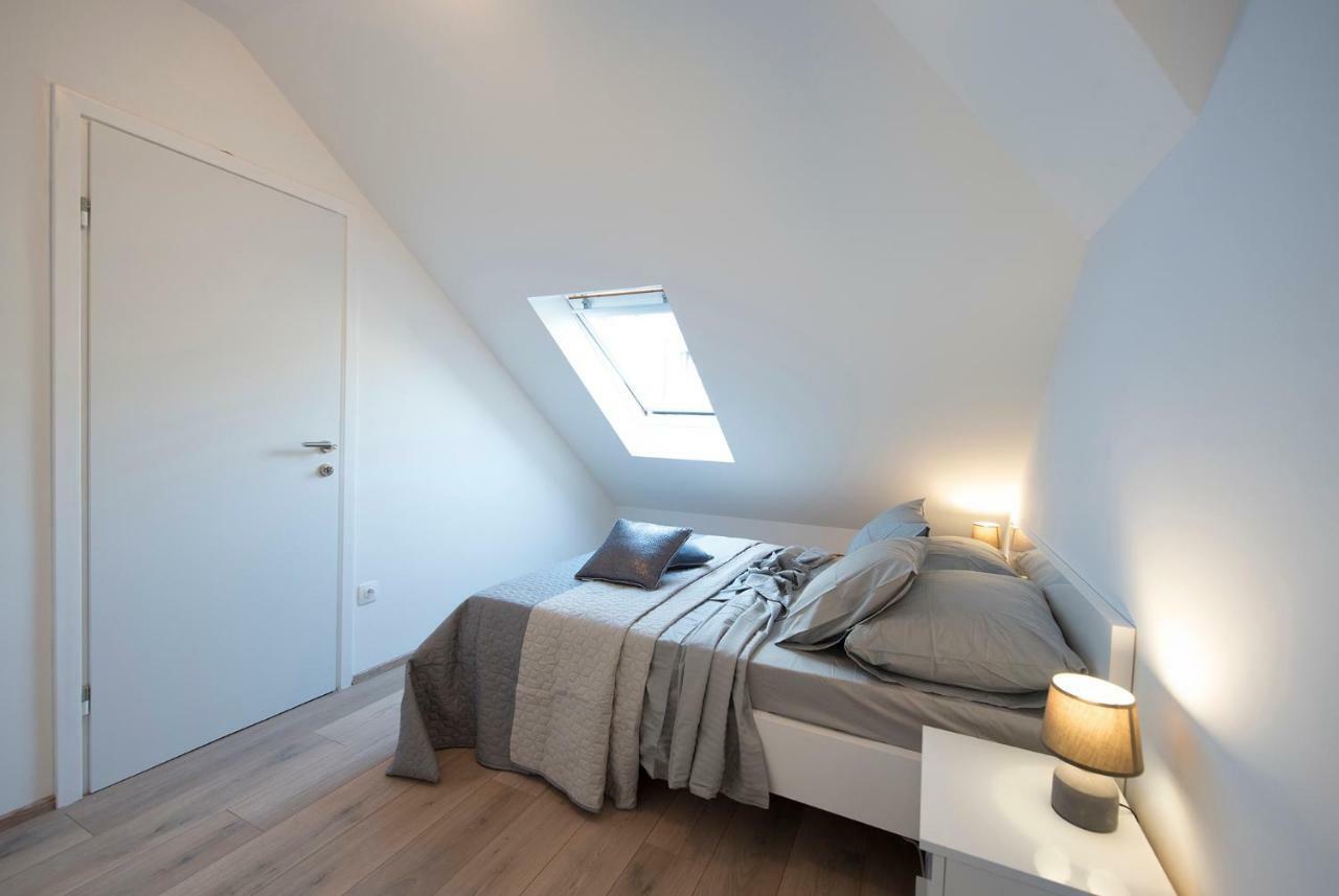 The Roof - Luxury Apartment 奥米什 外观 照片